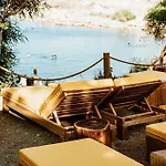 Villa Sirena Blue